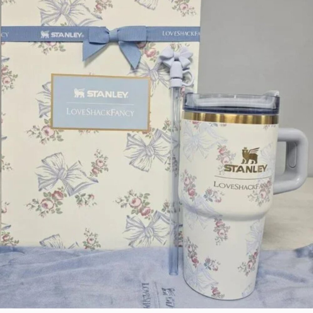 The Stanley X LoveShackFancy Holiday Quencher | 20 OZ